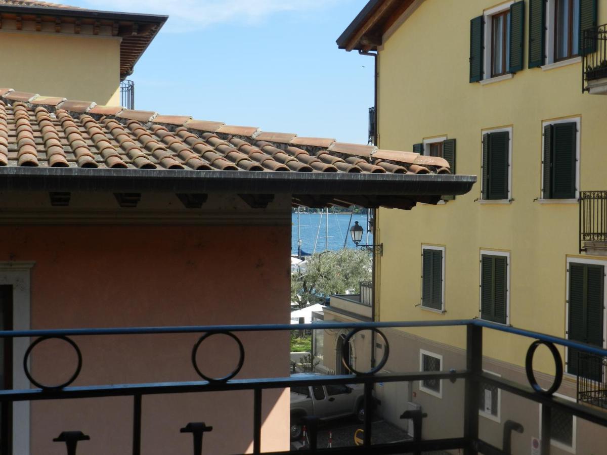 Acquadolce Villa Salo Exterior photo